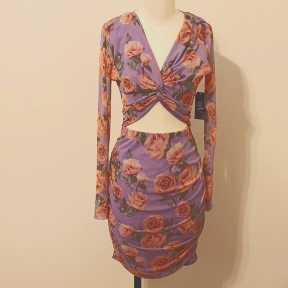 Cutout Floral Bodycon Dress Size XL Feminine Spring Flirty